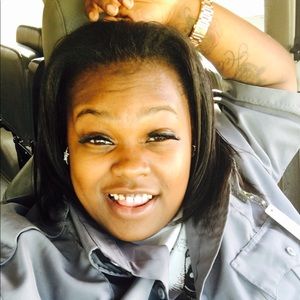 Meet your Posher, Tiara